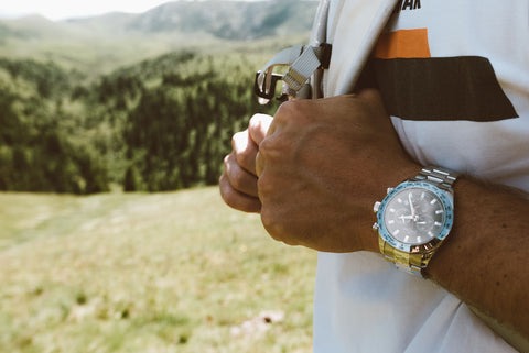A Complete Guide for Those Who Buy Replica Watches